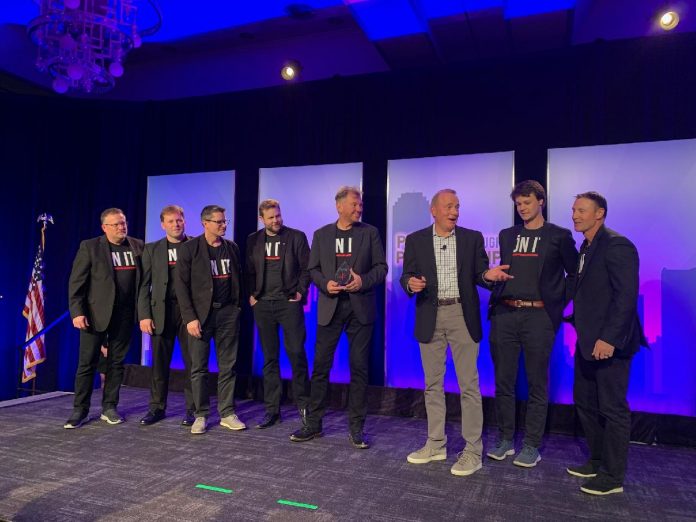 Fuse Award Schonox