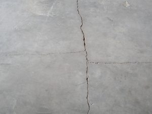 Thompson cracking of concrete