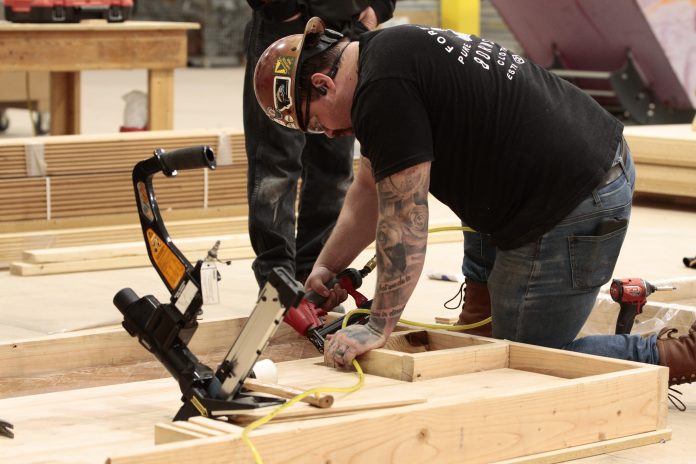 INSTALL hardwood class main photo