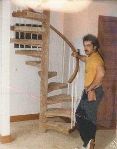 ProKnee founder Lee Richards on a carpet install in 1983
