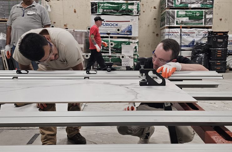 NTCA trainer Kate Koerber presents “Interior Installation of Gauged Porcelain Tile Panels/Slabs” regional training at the Floor & Décor in Moorestown, N.J., in September.